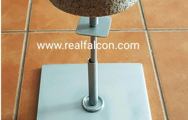 Banco de piedra Grande con base